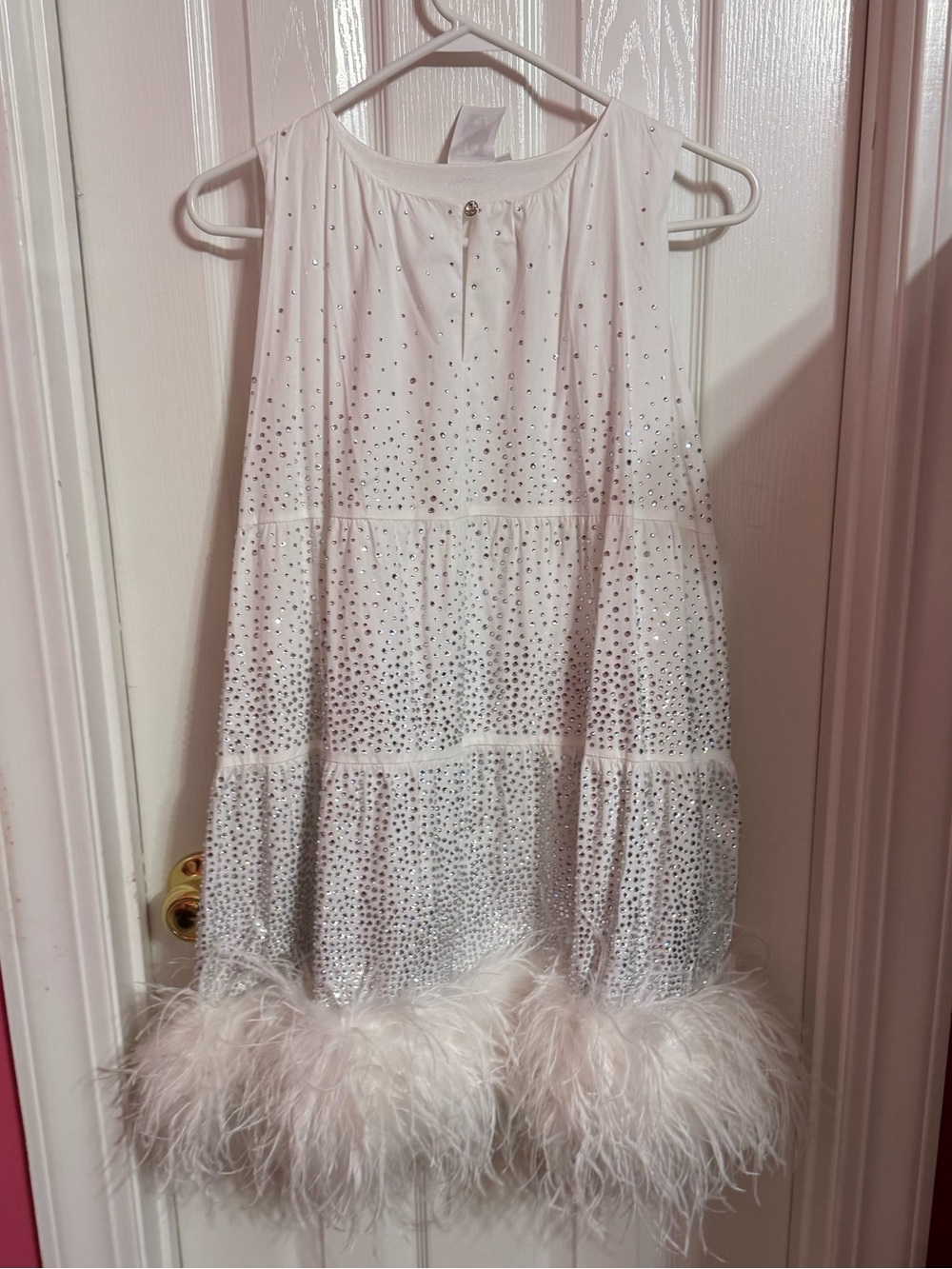 Queen of Sparkles White Sleeveless Feather-Hem Embellished Women's Dress